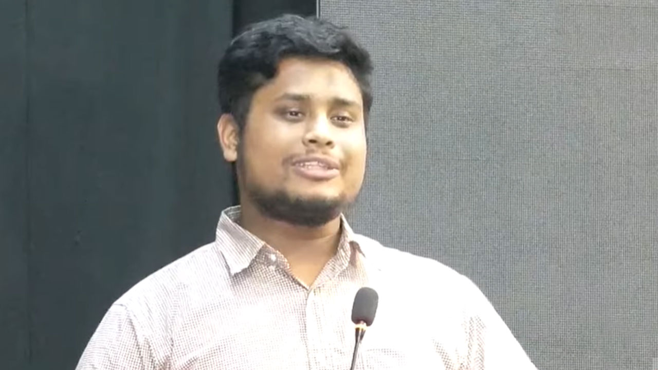 অন্তর্বর্তী সরকারের ব্যর্থতার দায় নিতে হচ্ছে এনসিপিকে : হাসনাত আবদুল্লাহ