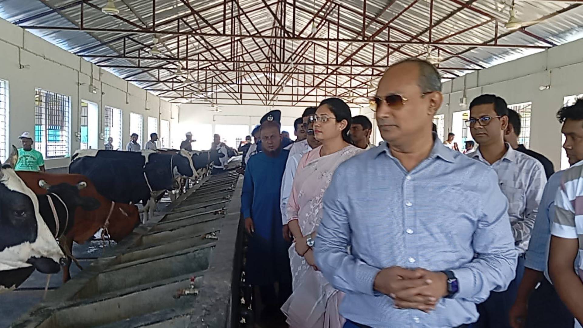 অন্ধকার পথ ছেড়ে,আলোর পথে পূর্ণবাসন পেলেন চরমপন্থি আত্মসমর্পণকারী সদস্যরা
