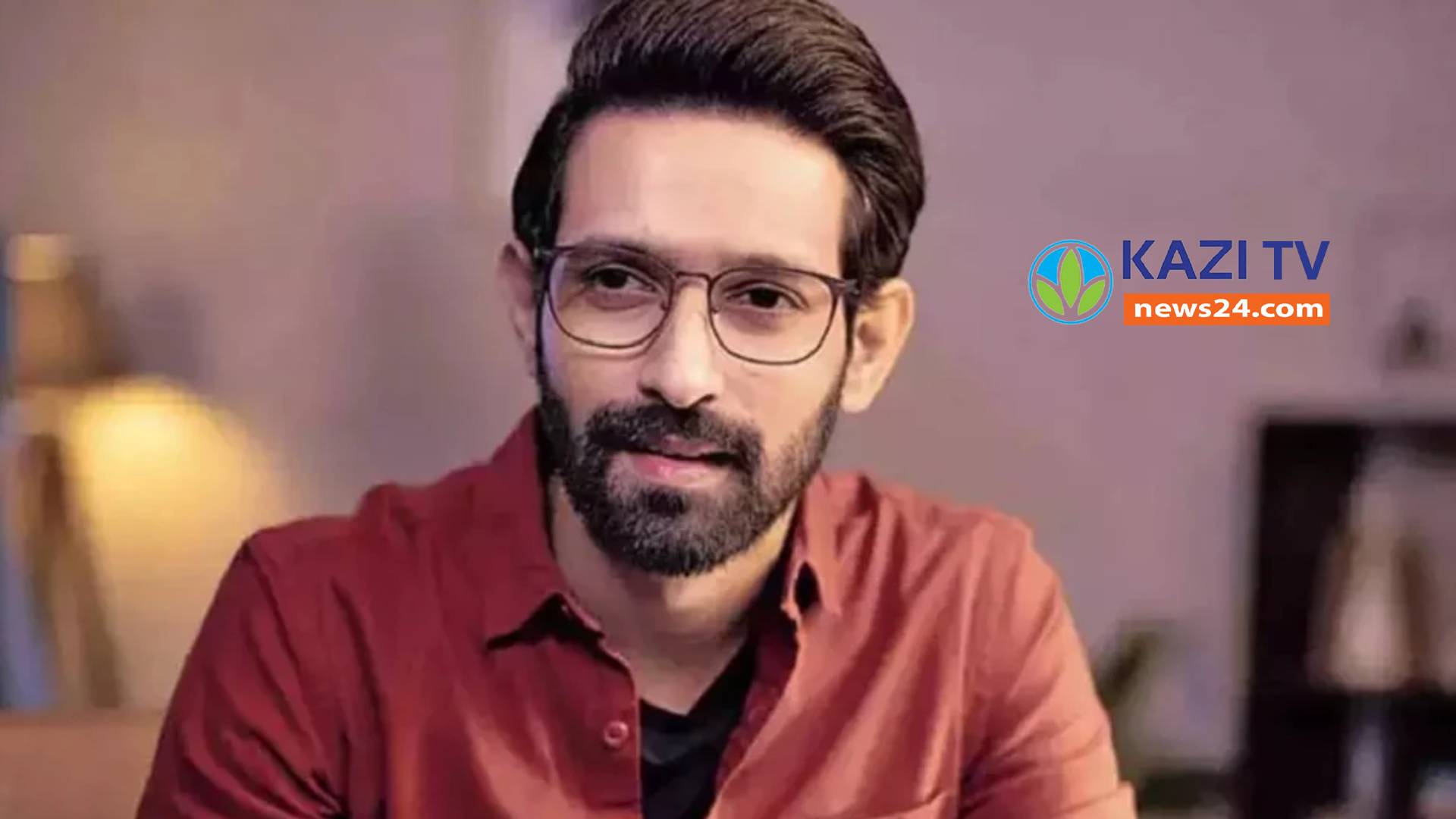অভিনেতা থেকে এবার 'সংবাদ উপস্থাপক' বিক্রান্ত ম্যাসি