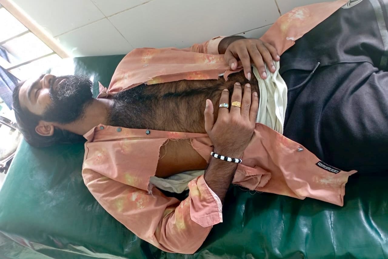 আওয়ামী লীগ নেতার নেতৃত্বে হামলা, আহত ছাত্রদল নেতা