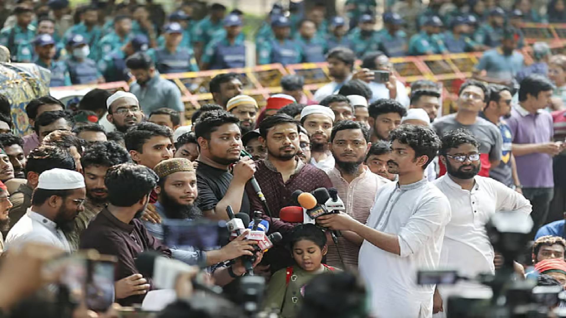 আওয়ামী লীগ নিষিদ্ধের দাবিতে বাদ জুমা বড় জমায়েতের ঘোষণা