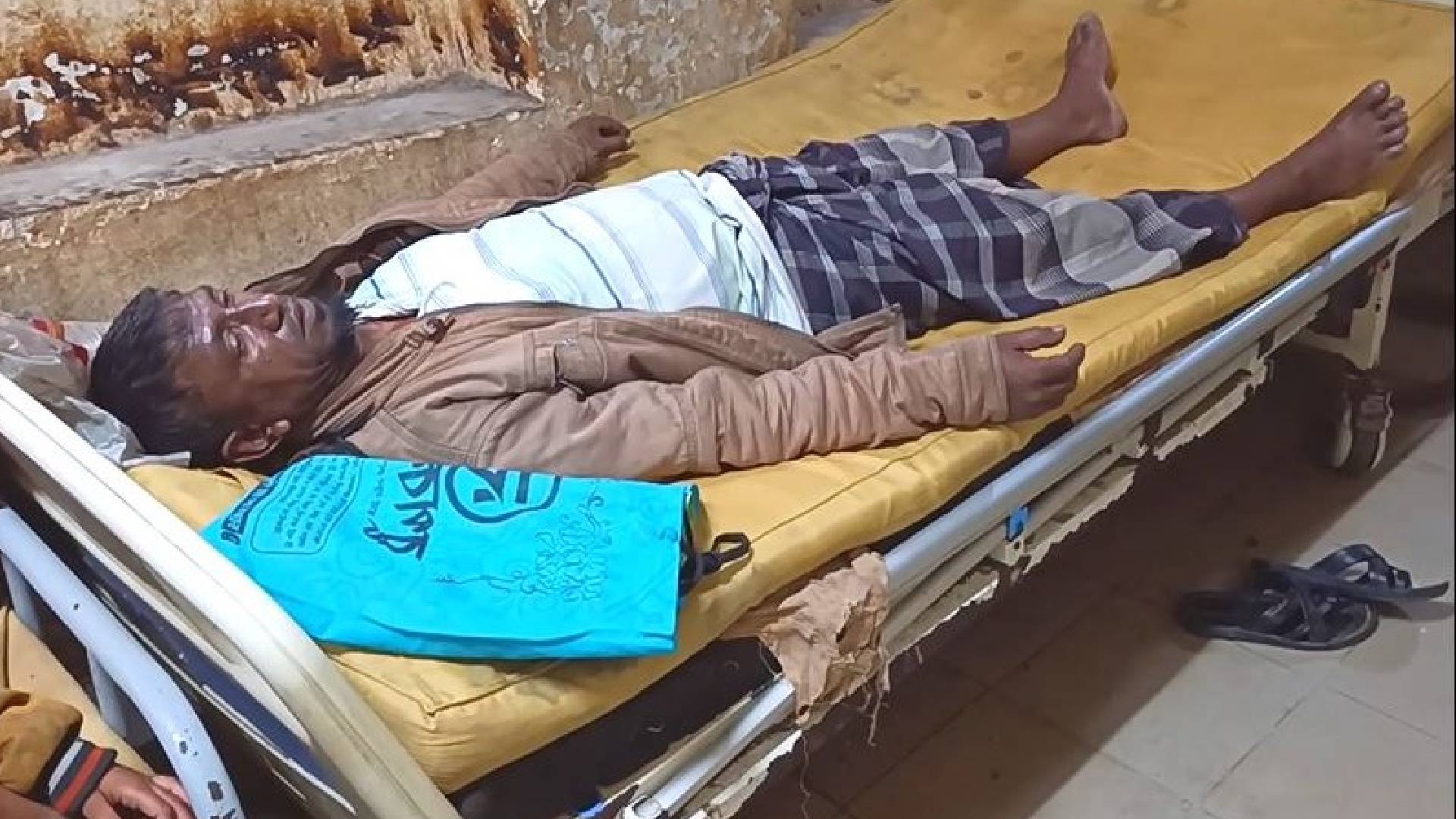 আওয়ামী লীগ সমর্থিত চেয়ারম্যানের নির্দেশে কৃষকসহ তিনজনকে মারধরের অভিযোগ