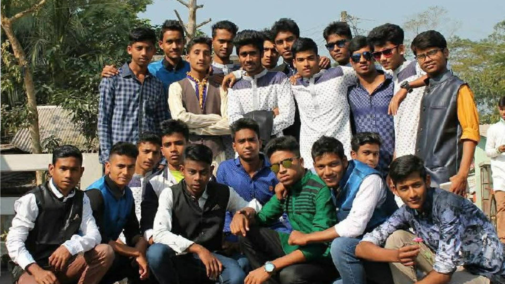 আজ নতুন বন্ধু পাতানোর দিন