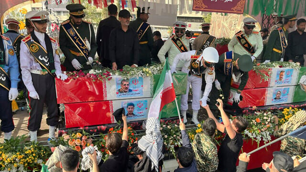 ইরানের মৃত পরমাণু বিজ্ঞানীরা হেঁটে বেড়াচ্ছেন : ইসরায়েল