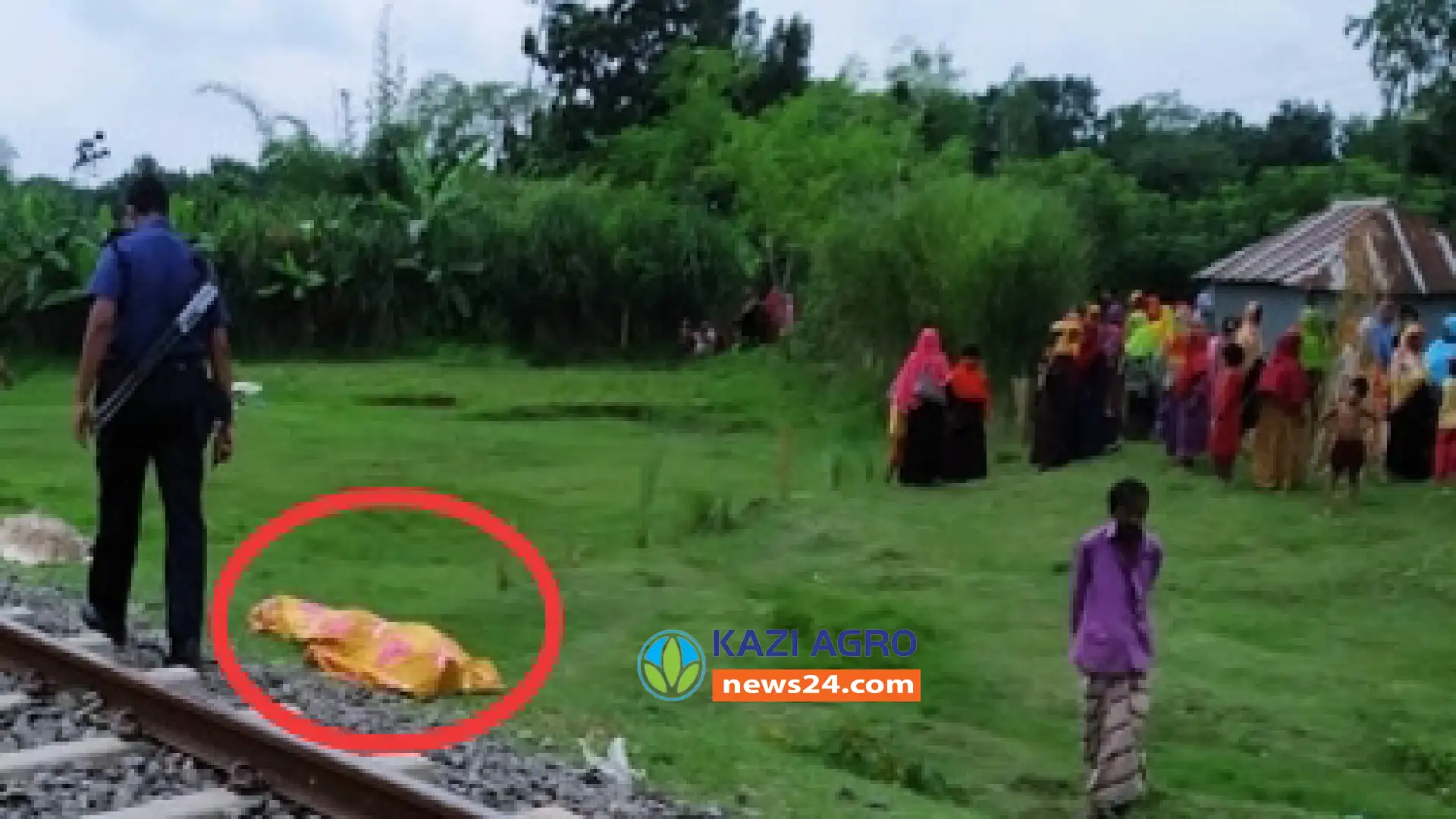 ঈশ্বরদী মুলাডুলি নামক স্থানে ট্রেন কাটা পড়ে এক গৃহবধূর মৃত্যু