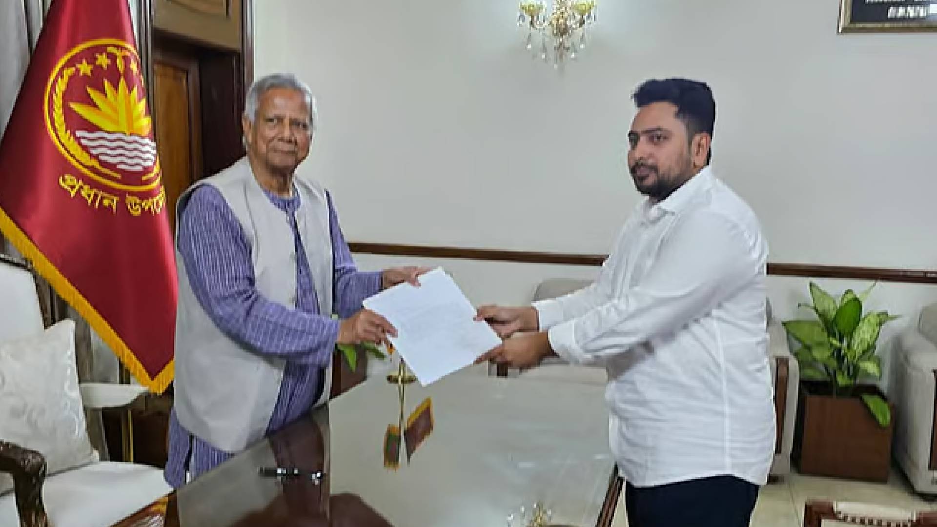 উপদেষ্টা নাহিদ ইসলামের পদত্যাগ