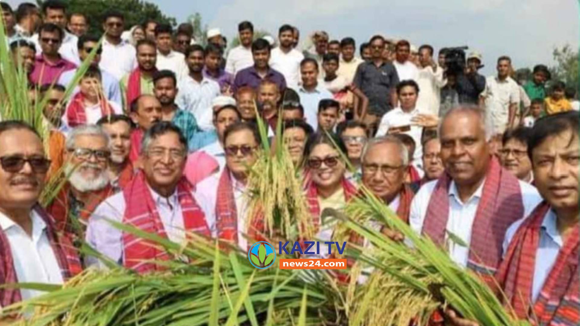 খামারি মোবাইল অ্যাপের যুগে কৃষি