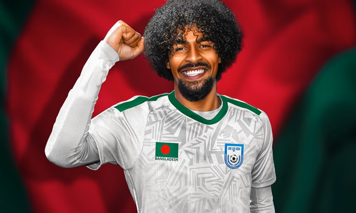 গাজার শিশুদের সহায়তায় বাংলাদেশি ফুটবলার হামজার জার্সি নিলাম