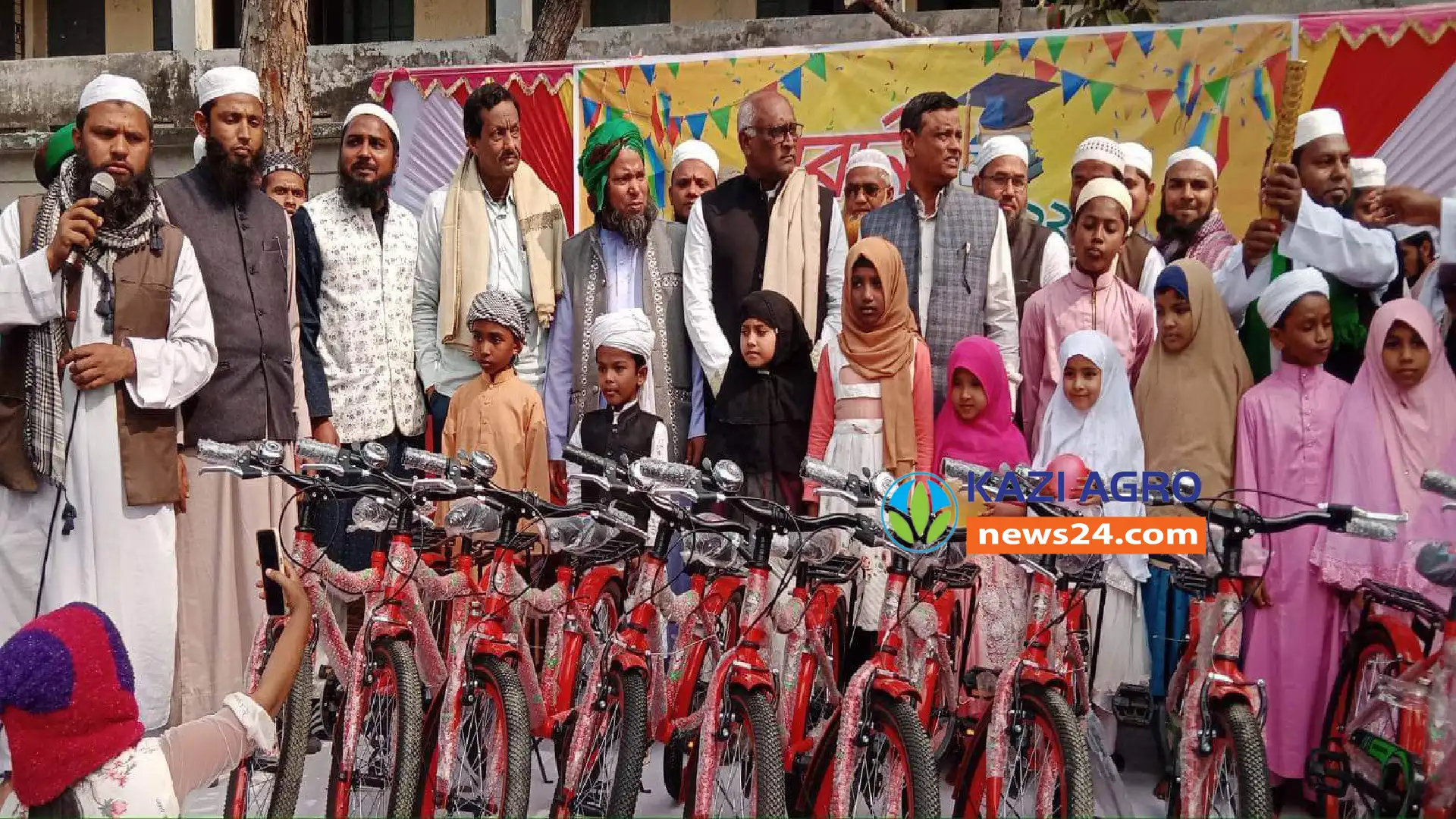 গোপালপুরে নূরানী স্কলারশিপ প্রাপ্ত শিক্ষার্থীদের মাঝে পুরস্কার বিতরণ