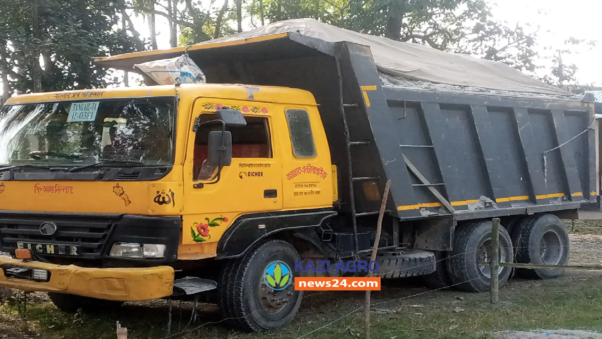 গোপালপুরে বালুভর্তি ট্রাকে মরছে মানুষ, ভাঙ্গছে সড়ক, বাড়ছে চাঁদাবাজি, জনজীবন অতিষ্ঠ