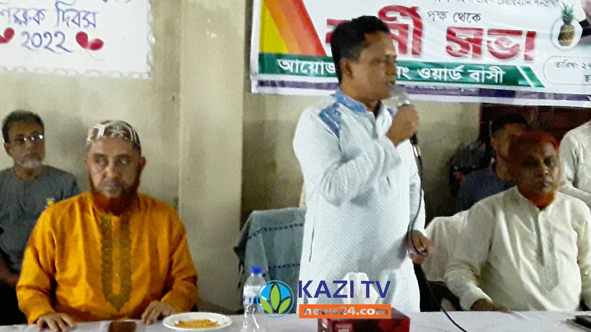 চৌদ্দগ্রামে মানিকপুর কেন্দ্রে আনারস বই ও কলস মার্কার সমর্থনে কর্মী সভা অনুষ্ঠিত