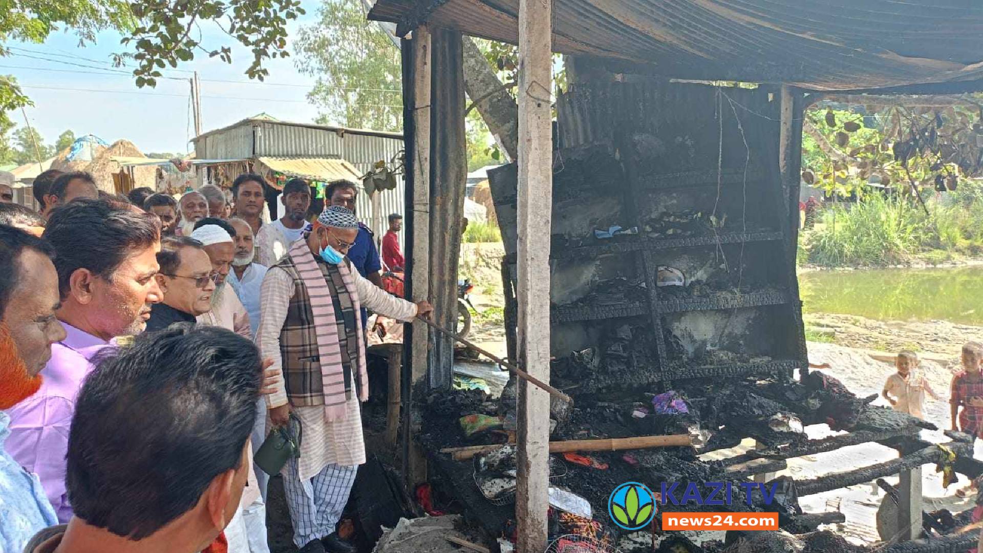 চৌহালীতে আ’লীগ অফিসে আগুন দিয়েছে দুর্বত্তরা