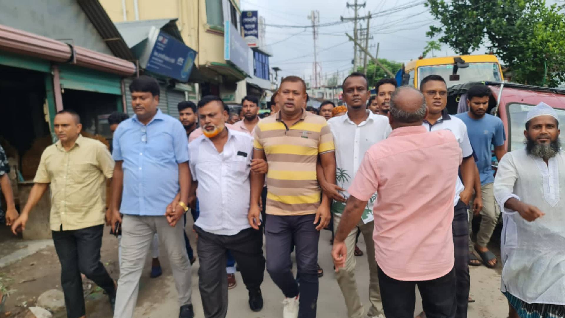 ছাত্র জনতার বিক্ষোভে আওয়ামী লীগ সরকারের পতনে ছেংগারচরে বিএনপি ও অঙ্গ সংগঠনের আনন্দ মিছিল