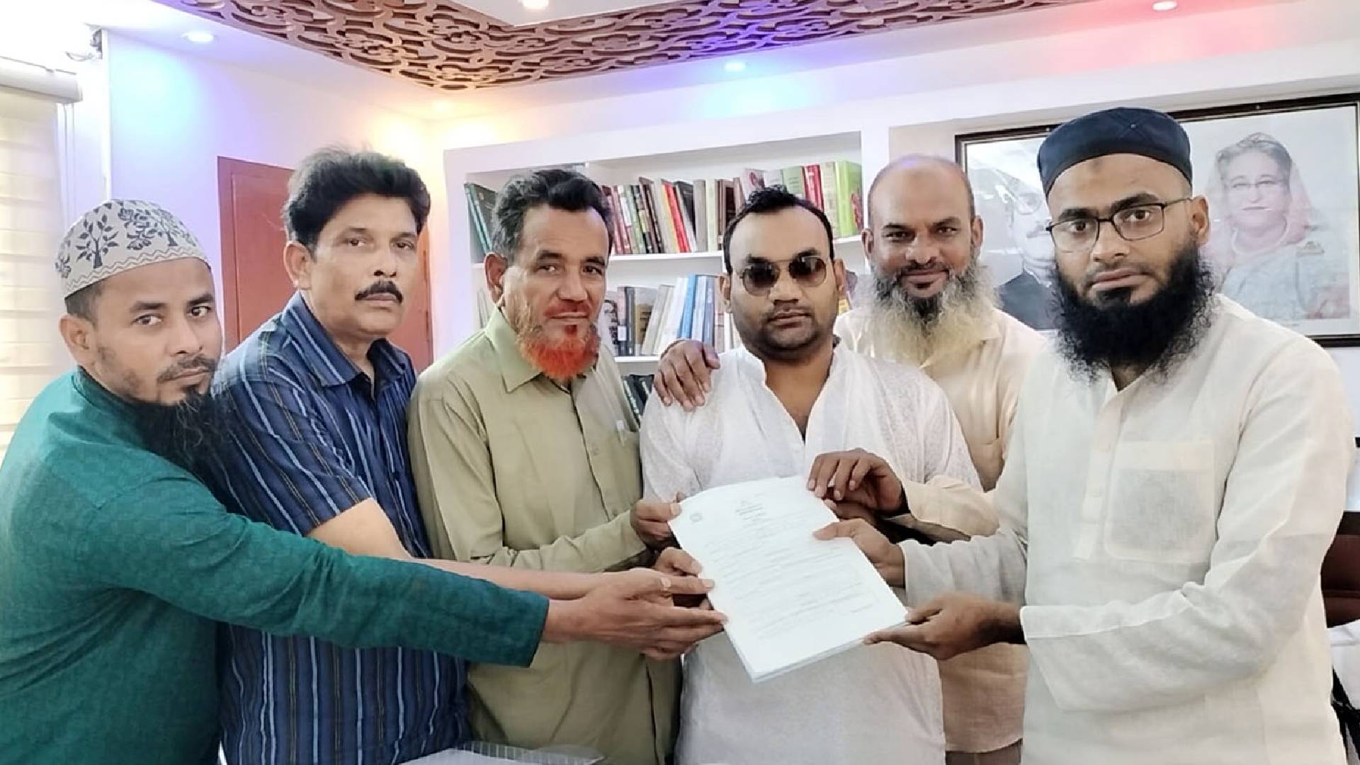 জাতীয় পার্টির মনোনয়নপত্র সংগ্রহ করলেন এমরান হোসেন মিয়া