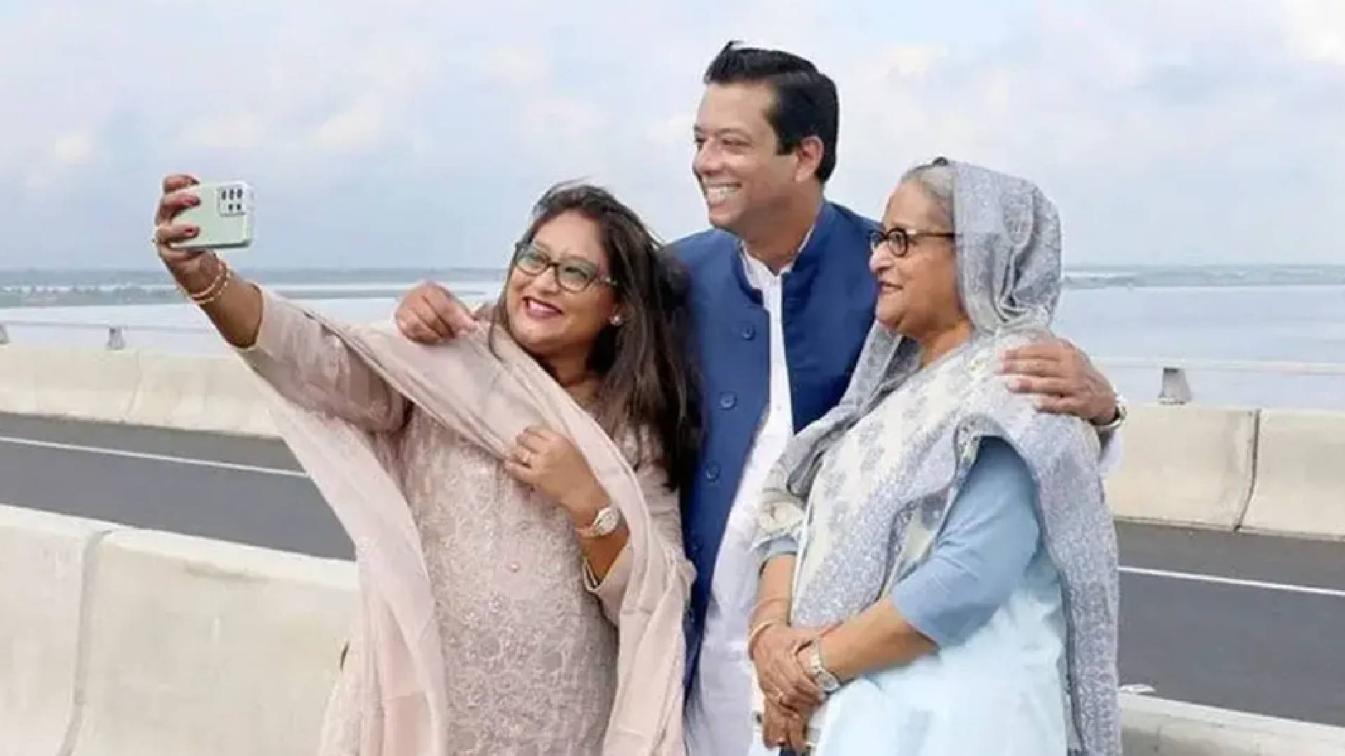 জয়-পুতুল-রাদওয়ানকে নিয়ে ‘রাহুল-প্রিয়াঙ্কা মডেলে’ আ.লীগের নেতৃত্ব সাজাচ্ছেন হাসিনা
