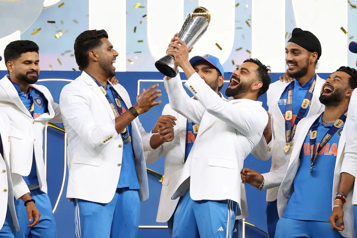 জয়রথ চলছেই, আগামী ৮ বছরেও প্রতিপক্ষদের সতর্কবার্তা কোহলির