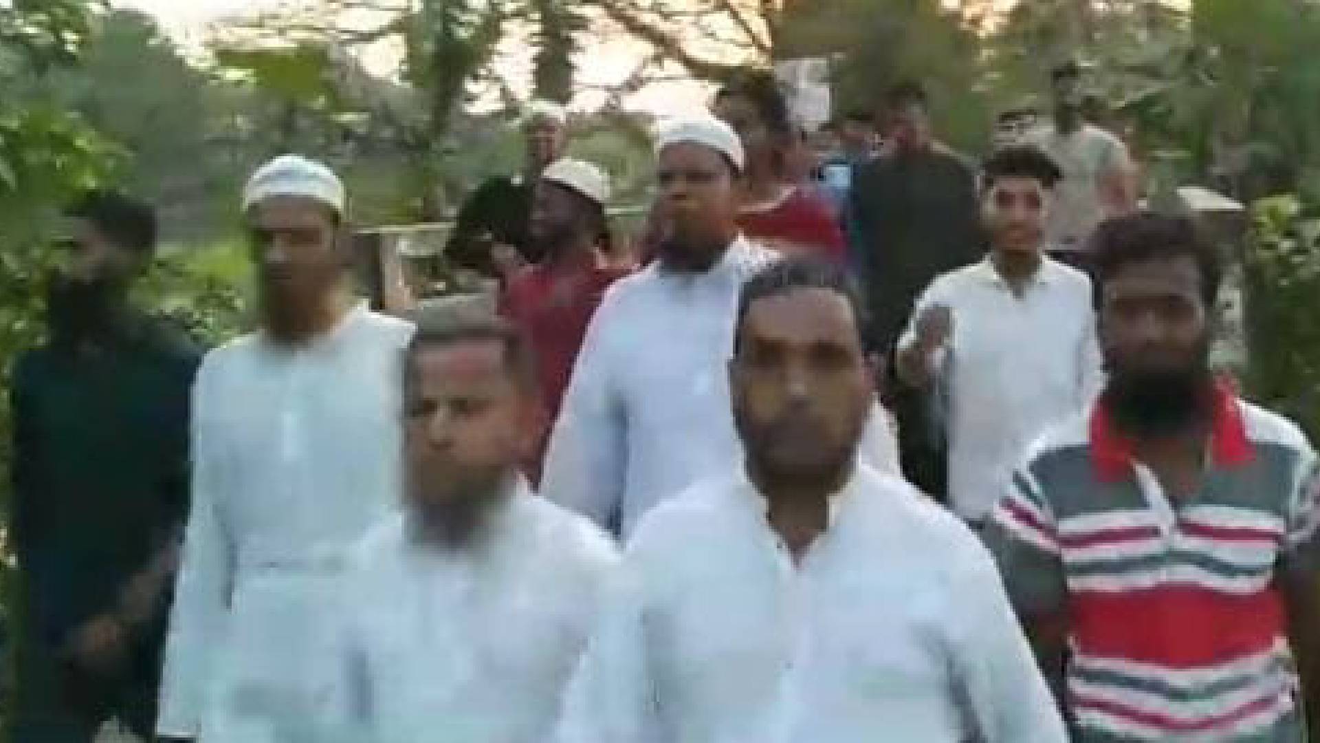 ডাসারে মহান স্বাধীনতা দিবস উপলক্ষে ইউনিয়ন বিএনপির নেতৃত্বে শ্রদ্ধা নিবেদন