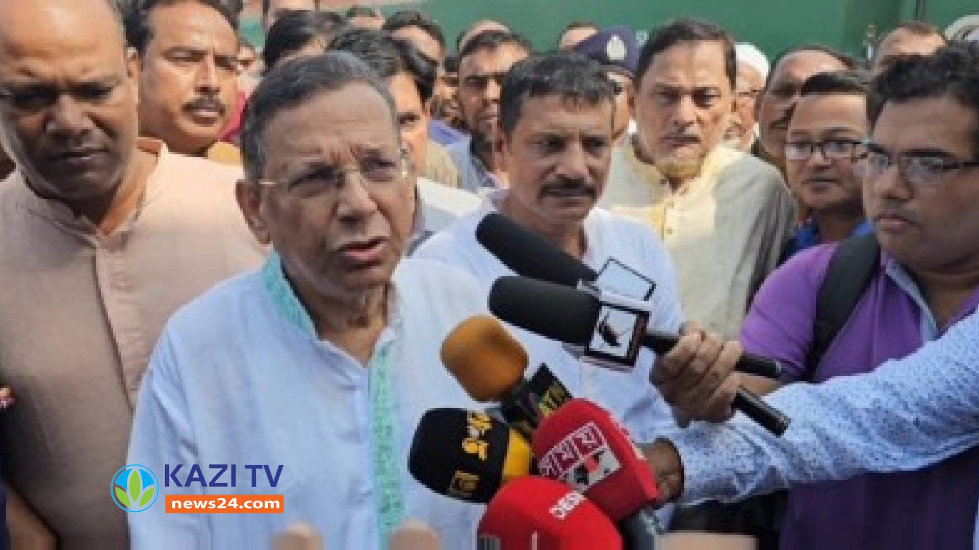 দেশের শান্তি বিনষ্ঠ হলে কঠোর ব্যবস্থা নিবে। -আইনমন্ত্রী