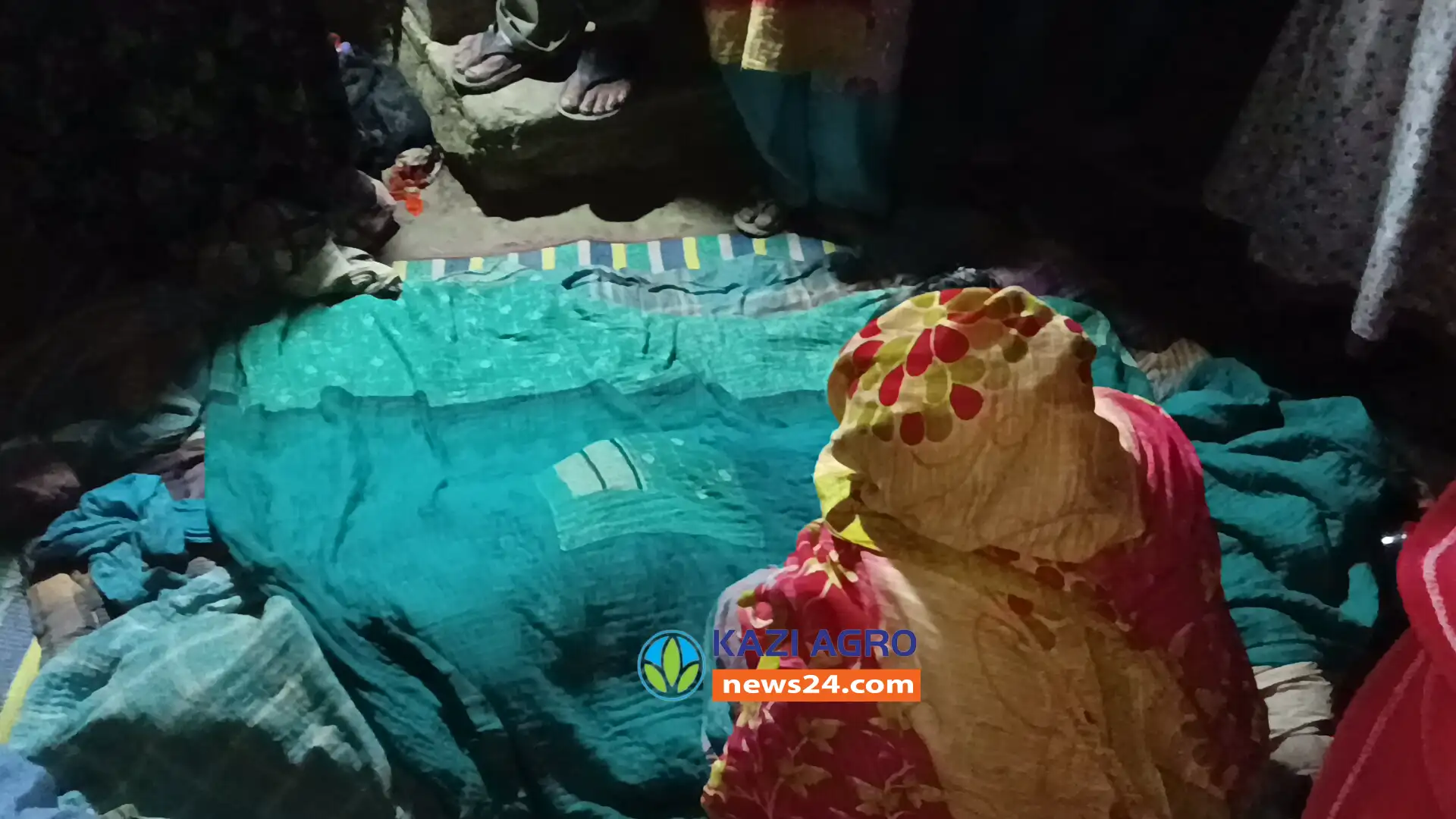 নড়াইলের কালিয়ায় নবগঙ্গা নদীতে নৌকা ডুবে মা ছেলে নিহত