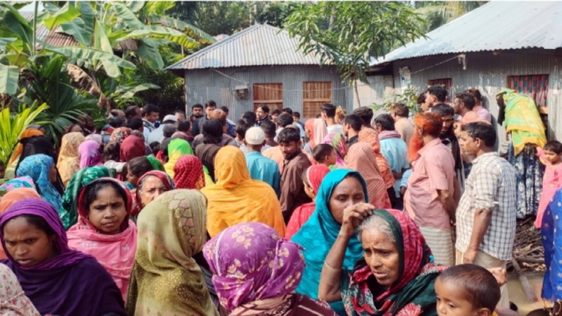 নাটোরের গুরুদাস পুরে জমি দখল করতে গিয়ে ব্যবসায়ীর মৃত্যু।