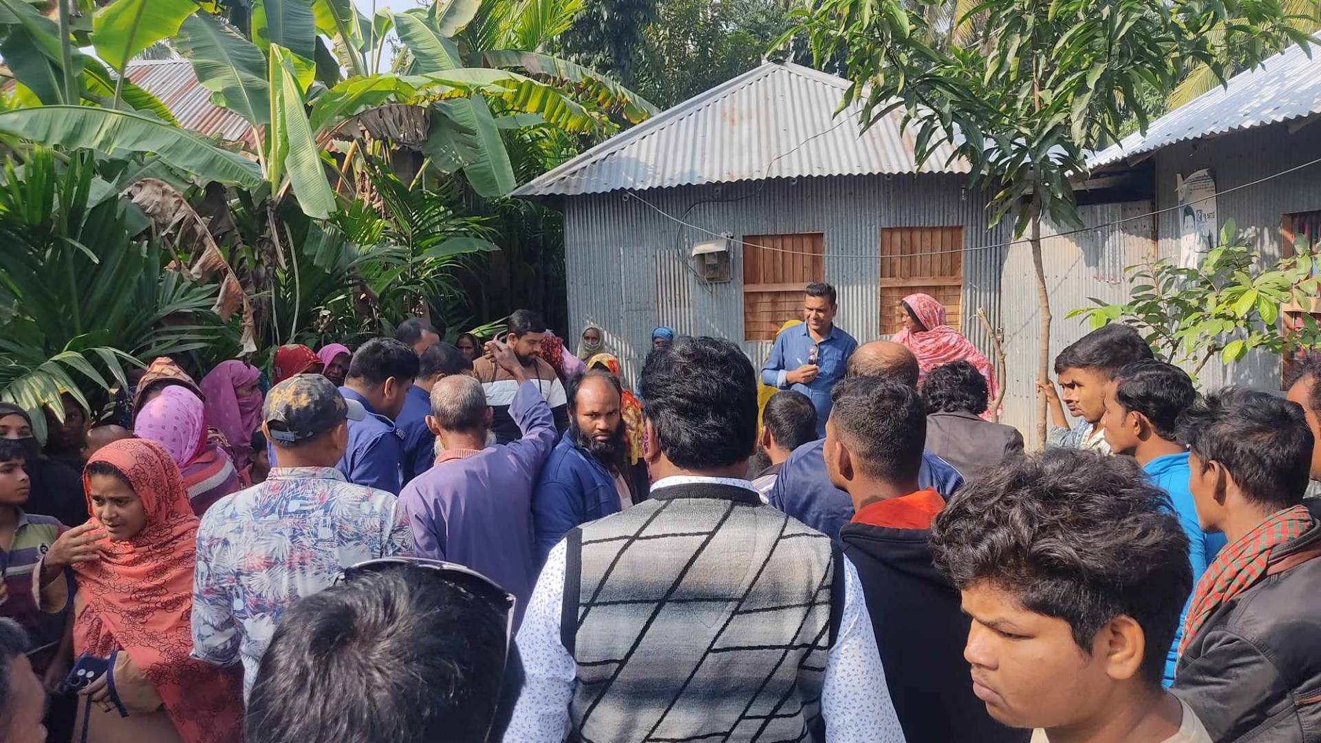 নাটোরের গুরুদাসপুরে জমি সংক্রান্ত বিরোধে এক জনের মৃত্যু