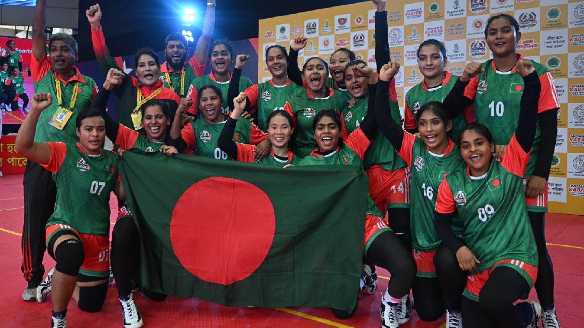 নেপালকে হারিয়ে এগিয়ে গেল বাংলাদেশ