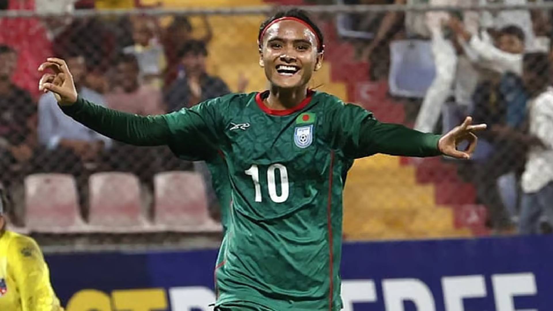 নেপালের জালে সাগরিকার ৪ গোল, চ্যাম্পিয়ন বাংলাদেশ