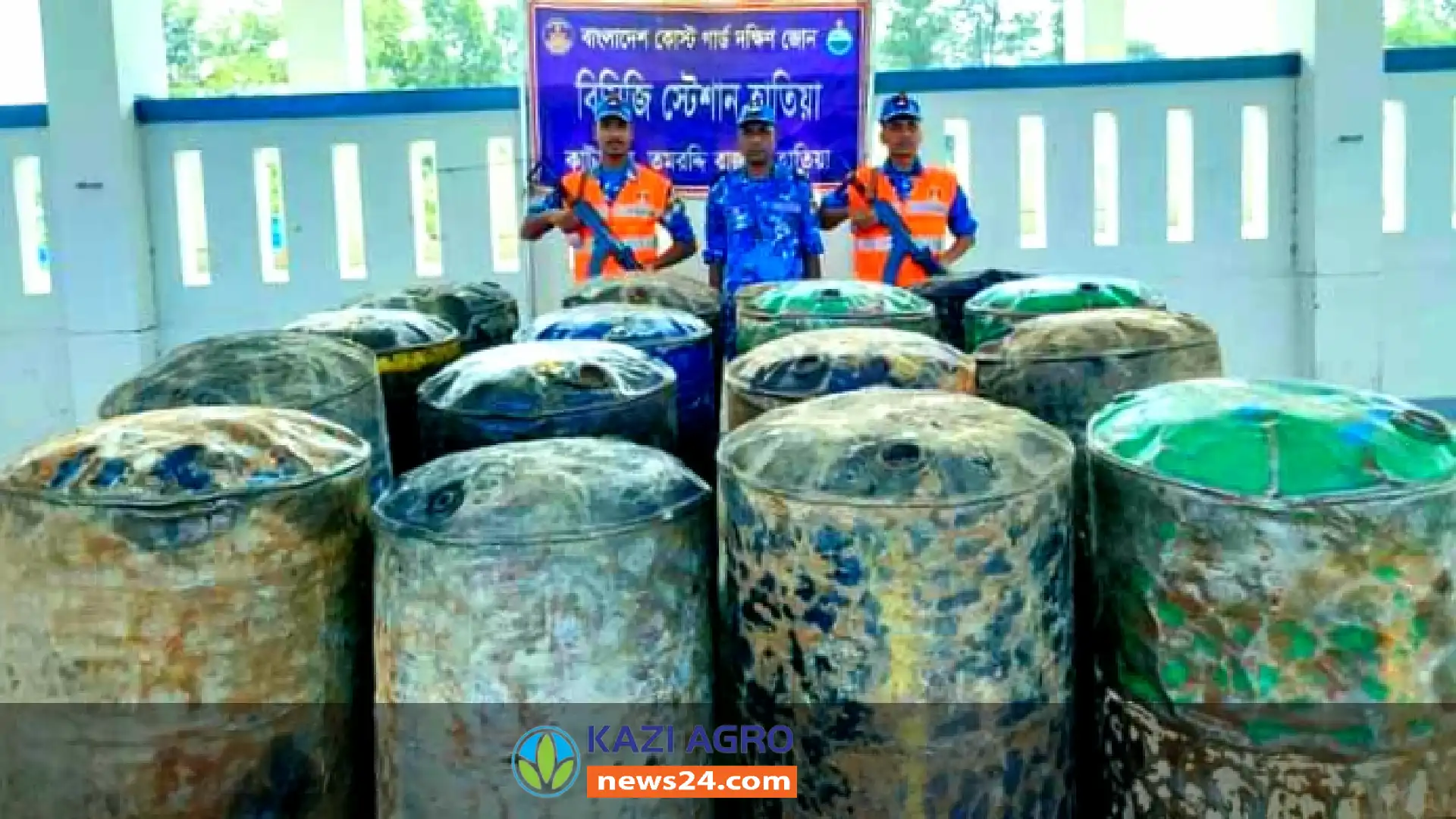 নোয়াখালী হাতিয়ায় ৩২০০ লিটার চোরাই তেল জব্দ