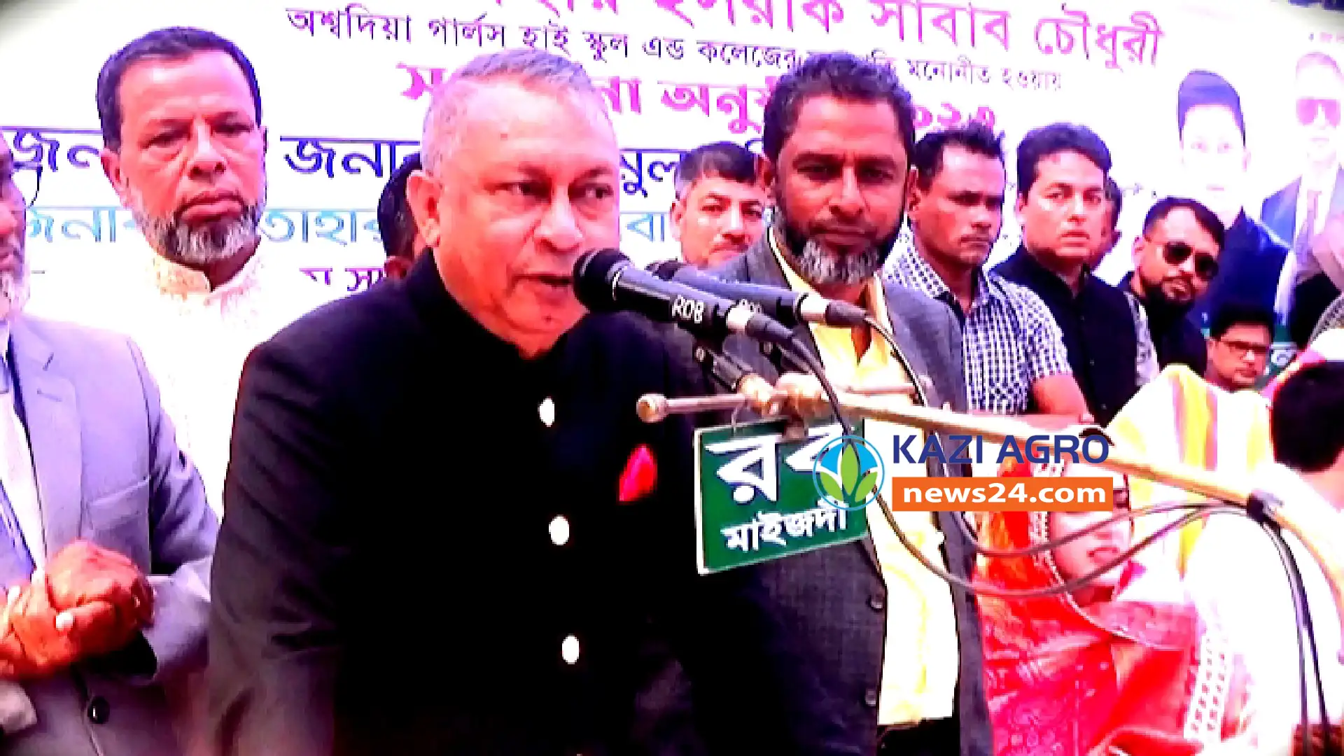 নোয়াখালীতে ইভটিজারদের প্রতি কঠোর হুশিয়ারি দিলেন এমপি একরাম চৌধুরী