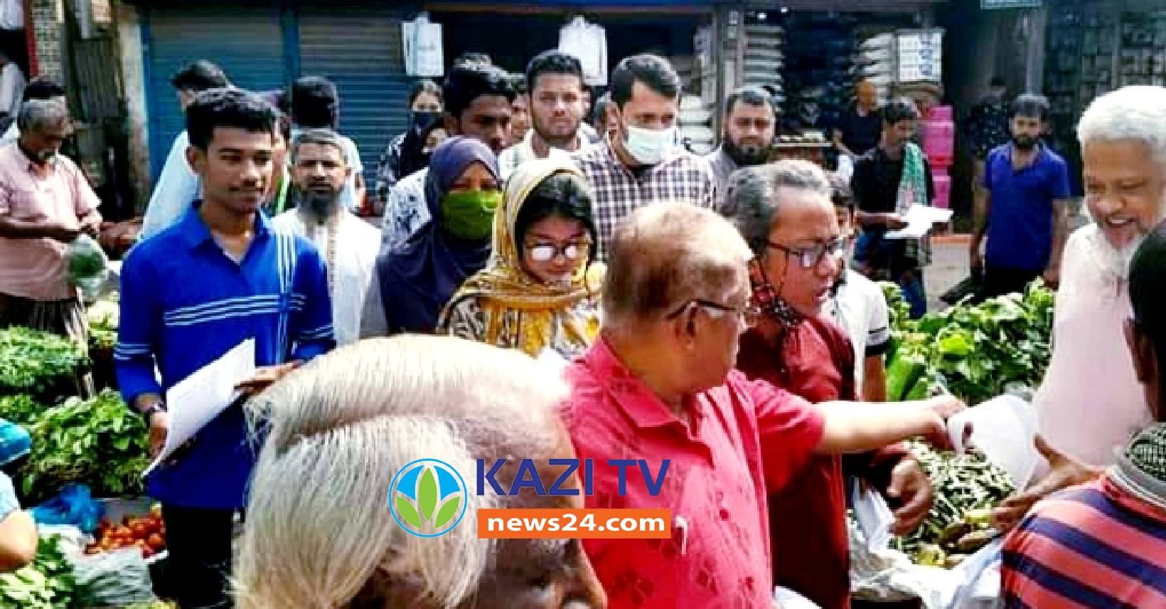 নোয়াখালীতে বিনোদন কেন্দ্রের দাবীতে লিফলেট বিতরণ