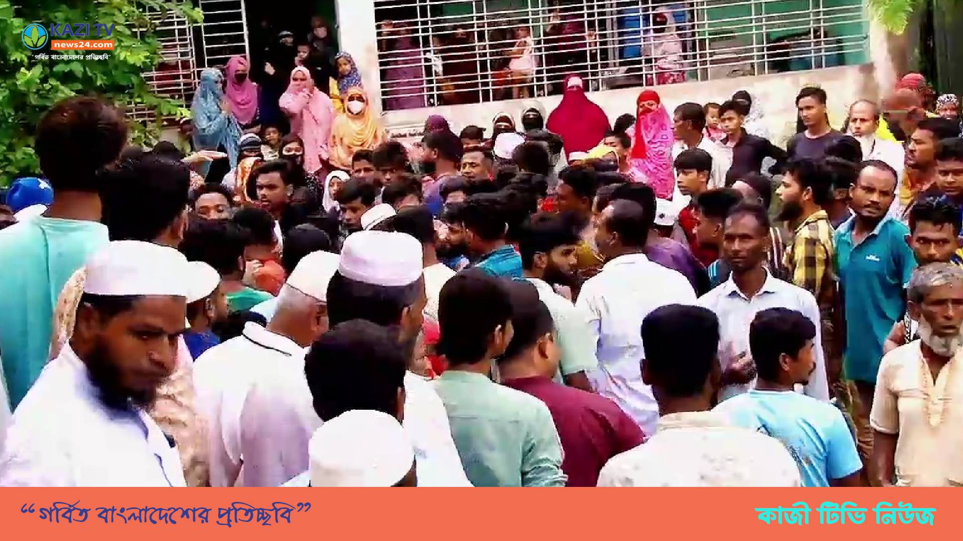 নোয়াখালীতে মসজিদ ও মাদ্রাসার কমিটির বিরোধকে কেন্দ্র করে দুই পক্ষের উত্তেজনা