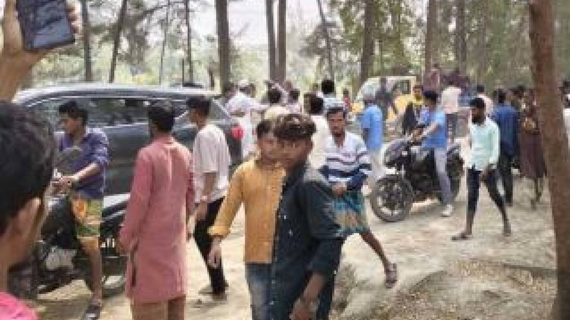 নোয়াখালীর হাতিয়ায় বিএনপি-এনসিপি নেতাকর্মীদের সংঘর্ষে আহত ২১, ভাঙচুরের অভিযোগ