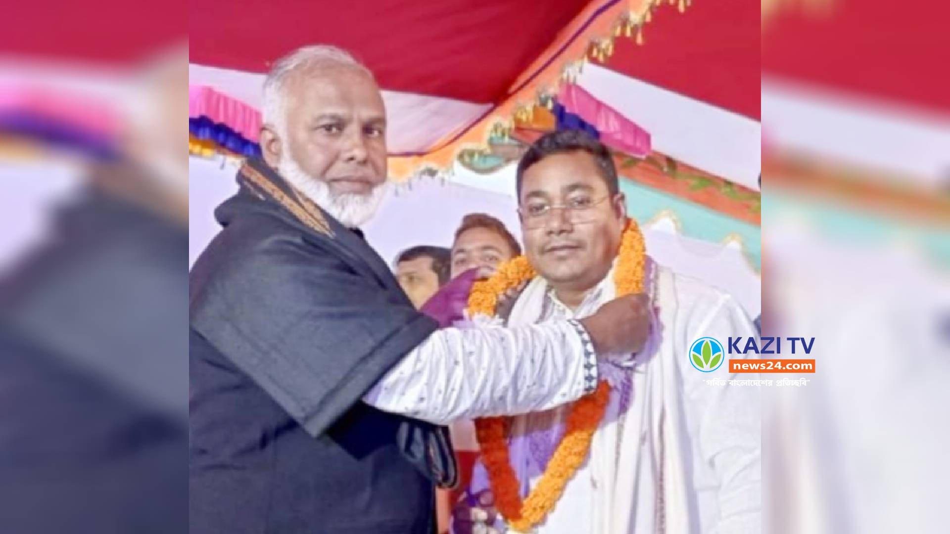 নৌকার প্রার্থীকে বিজয়ী করায় চেয়ারম্যান জিন্নাহকে ফুলের মালা দিয়ে বরণ করে নিলেন আলাউদ্দিন