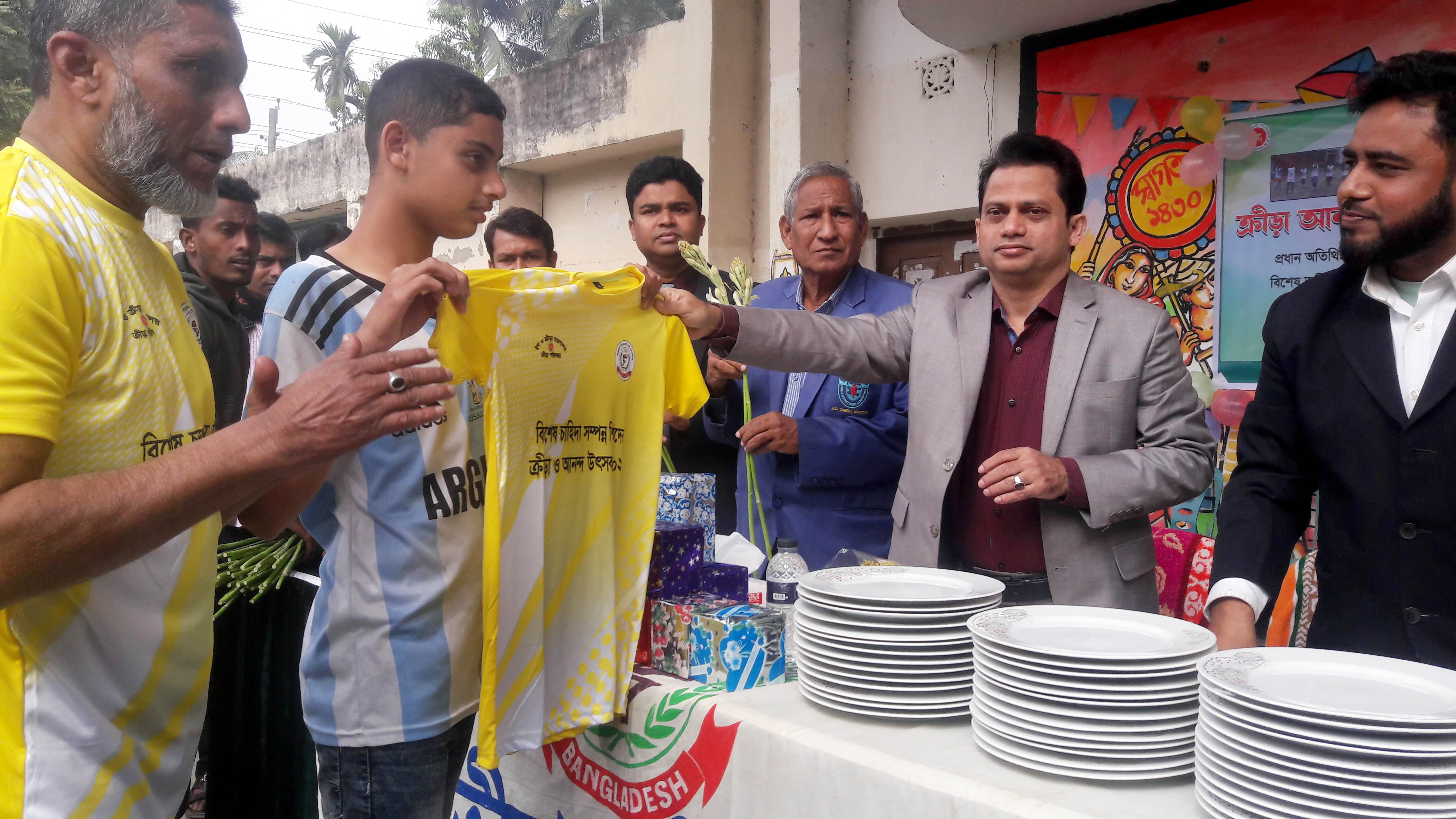 নড়াইলে অটিস্টিক শিশুদের ক্রীড়া প্রতিযোগিতা অনুষ্ঠিত।