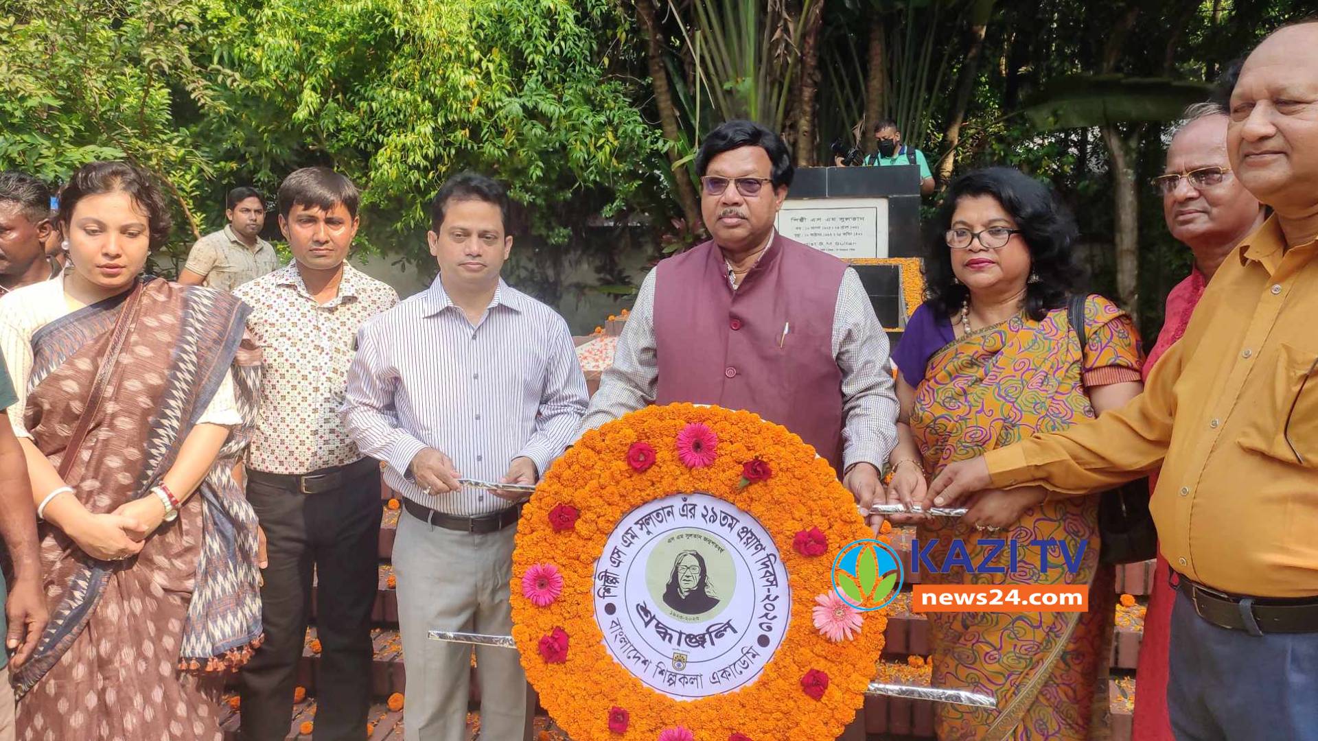 নড়াইলে নানা আয়োজনে এস এম সুলতানের ২৯তম মৃত্যুবার্ষিকী পালিত।
