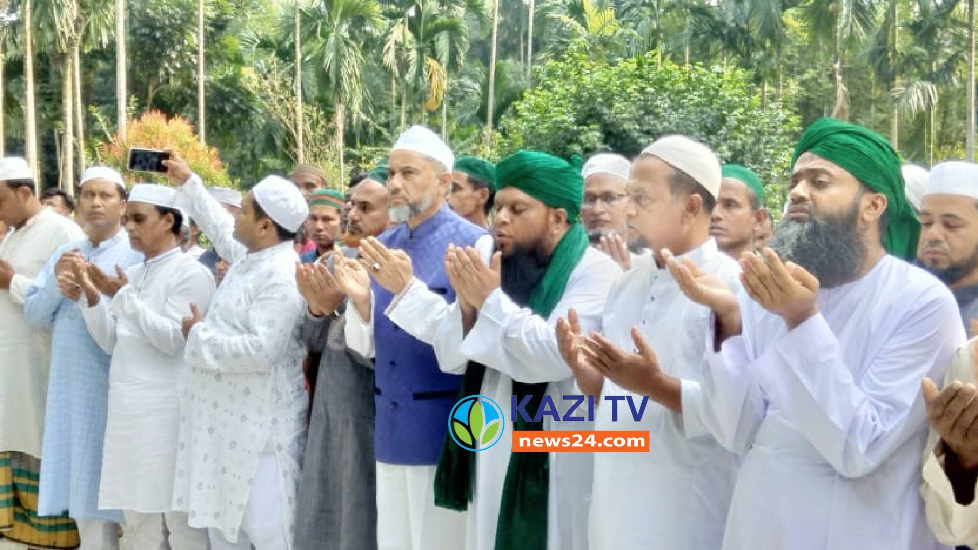 ফরাজীকান্দি দরবার শরীফের পীর শায়খ বোরহান উদ্দিন (রা.) এর মাজার জিয়ারতে নুরুল আমিন রুহুল এমপি