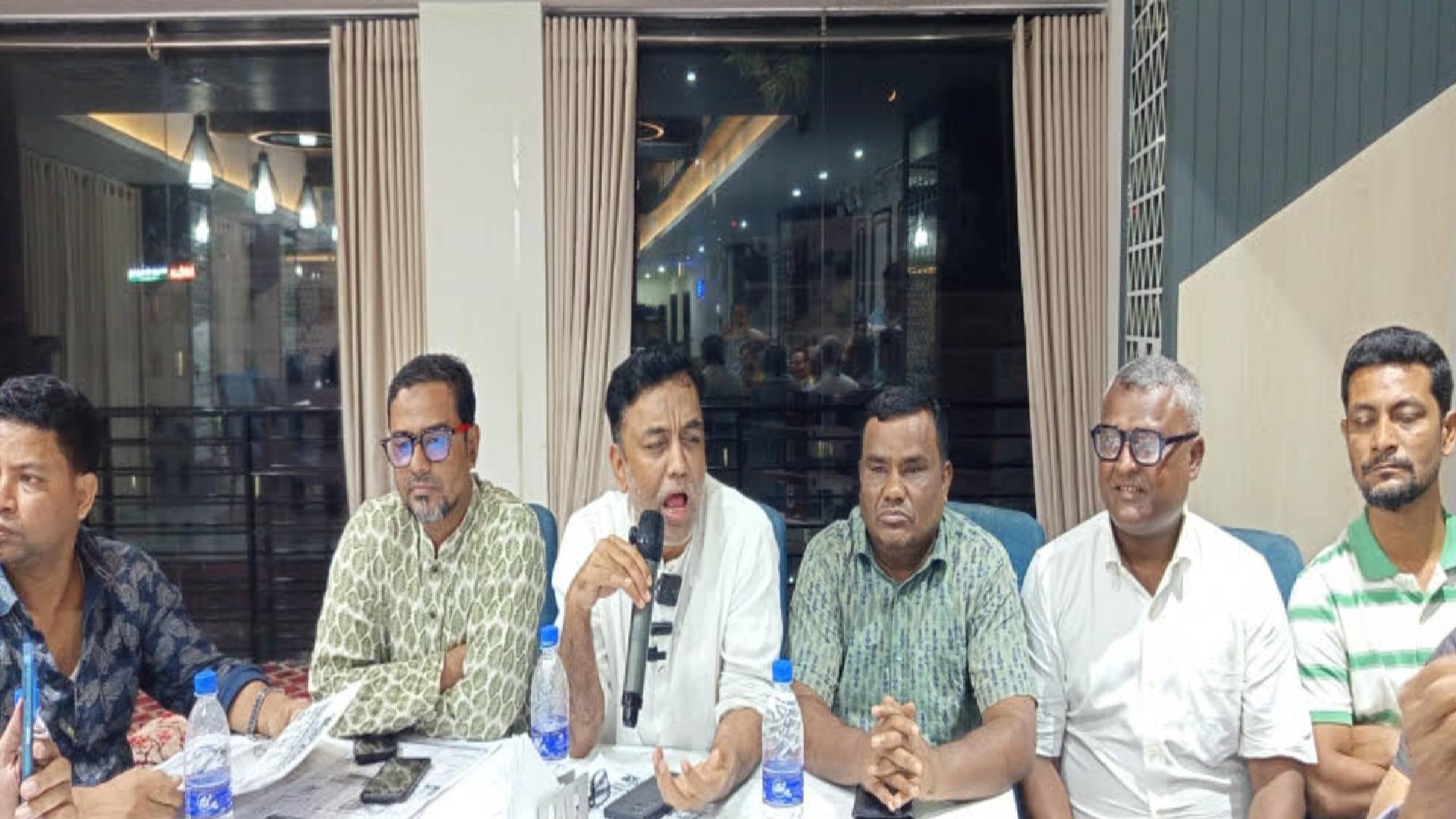 ফেনীতে সাংবাদিকদের সঙ্গে যুবদলের মত-বিনিময়