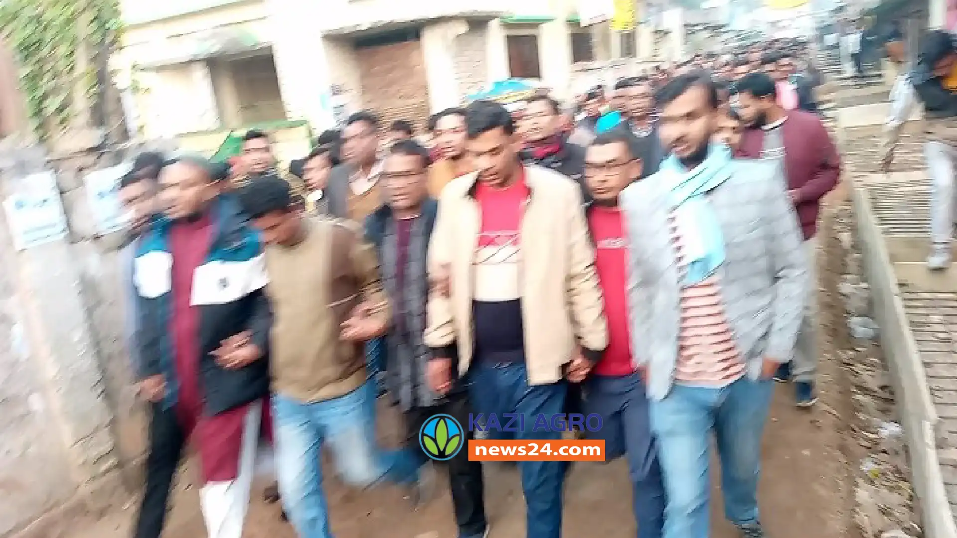 বকশীগঞ্জ উপজেলা আ'লীগে নতুন কমিটি পাওয়ায় আনন্দ মিছিল
