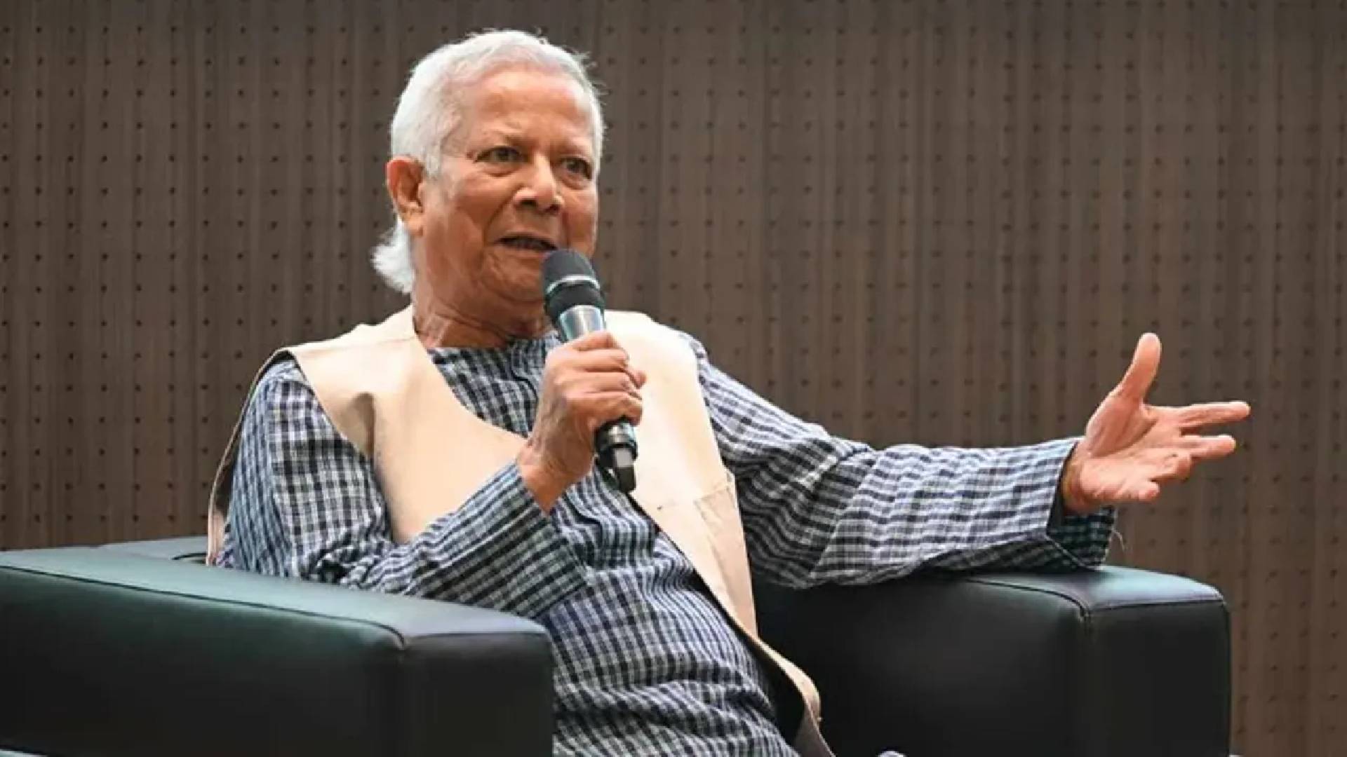 বর্তমান সভ্যতা শুধু বিশ্বজুড়ে বর্জ্য তৈরি করছে : প্রধান উপদেষ্টা