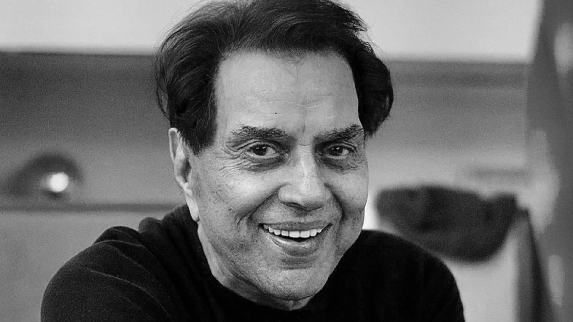 বর্ষীয়ান অভিনেতা ধর্মেন্দ্র আর নেই