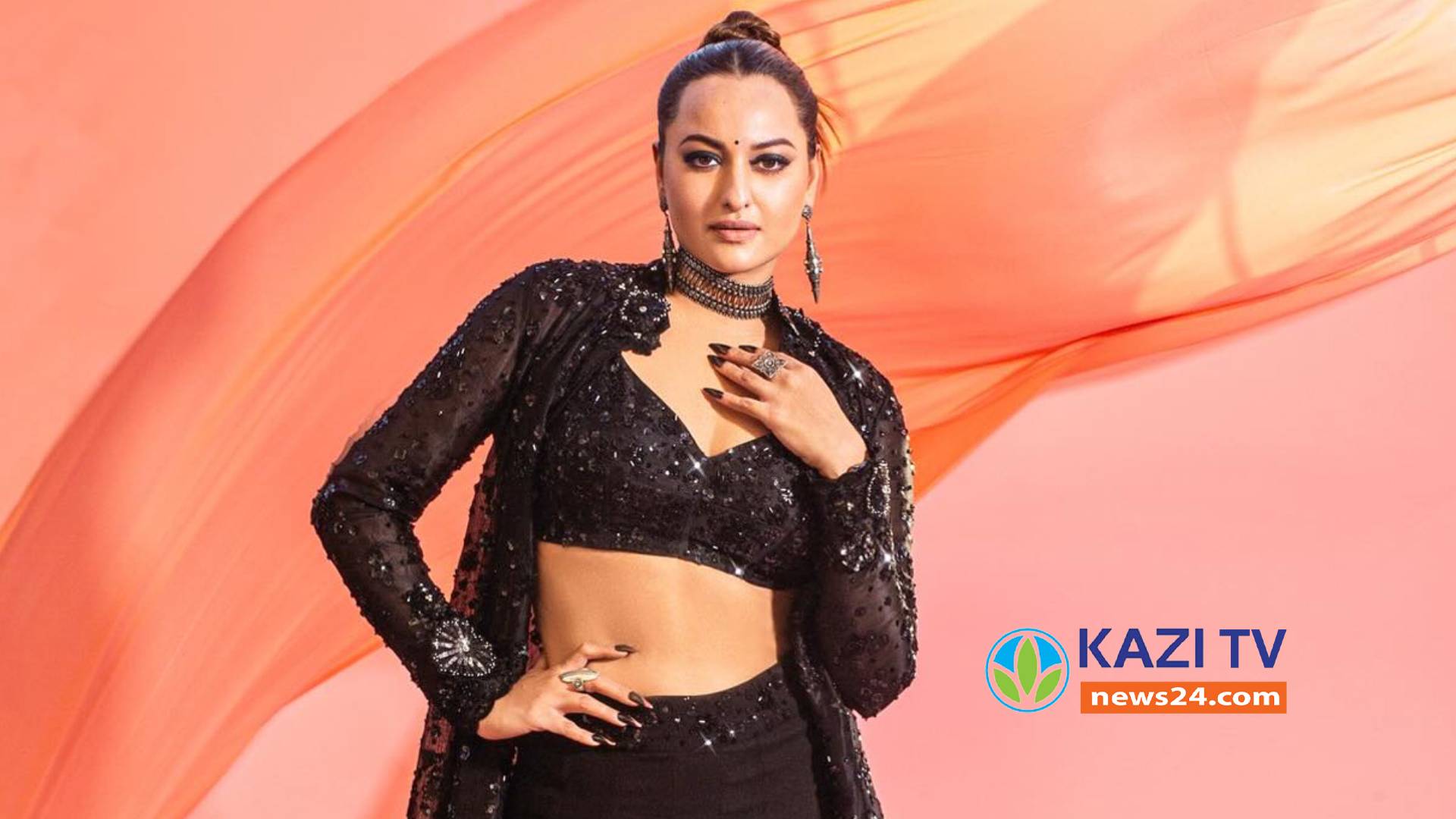 বলিউড অভিনেত্রী সোনাক্ষী সিনহা মা হতে যাচ্ছেন