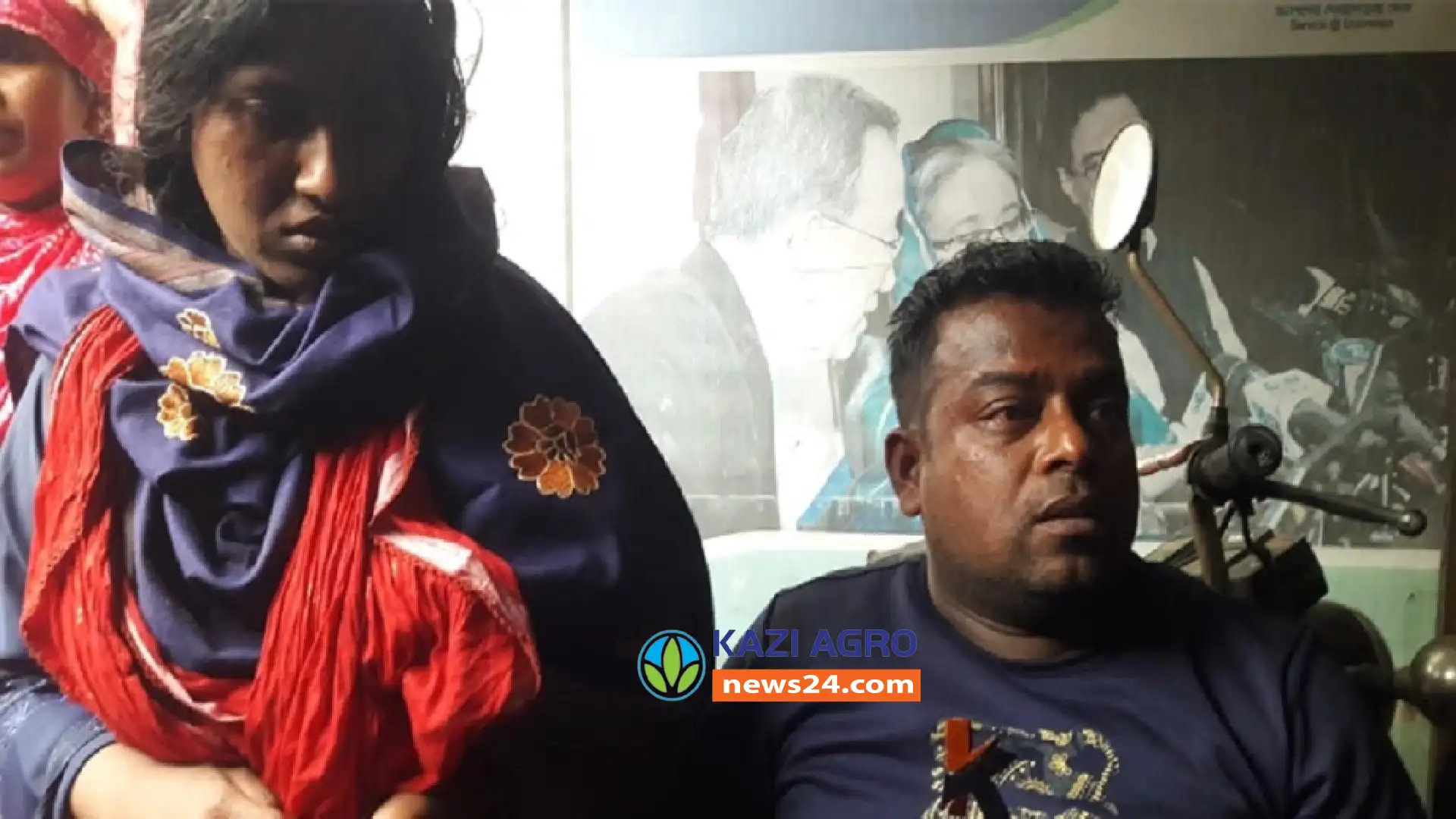 বাগমারায় প্রতারণা করে সোনার গয়না হাতিয়ে নেওয়া দম্পতি আটক