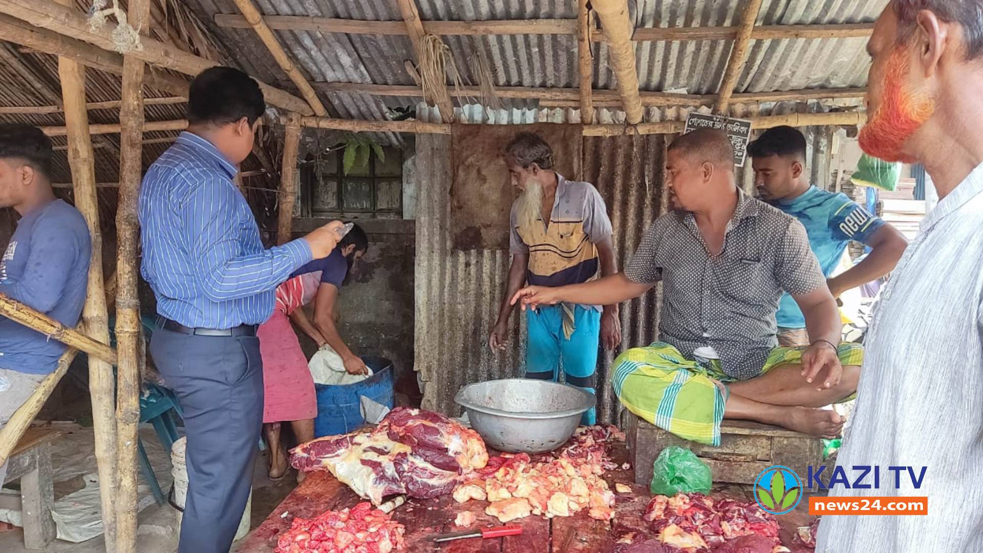 বাগেরহাটে বাসি মাংস বিক্রিসহ ৭টি প্রতিষ্ঠানকে ভোক্তা অধিকার অর্থ দন্ড