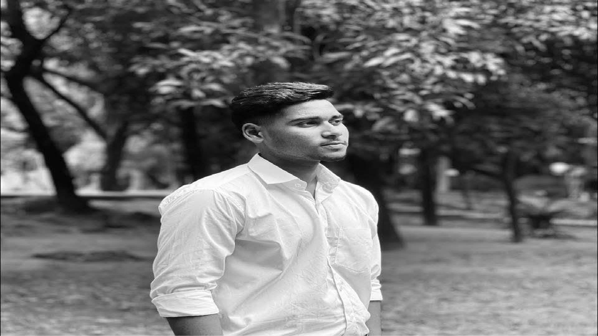 বাবা আপনি আমার জীবনের সবচেয়ে বড় অনুপ্রেরনা ।