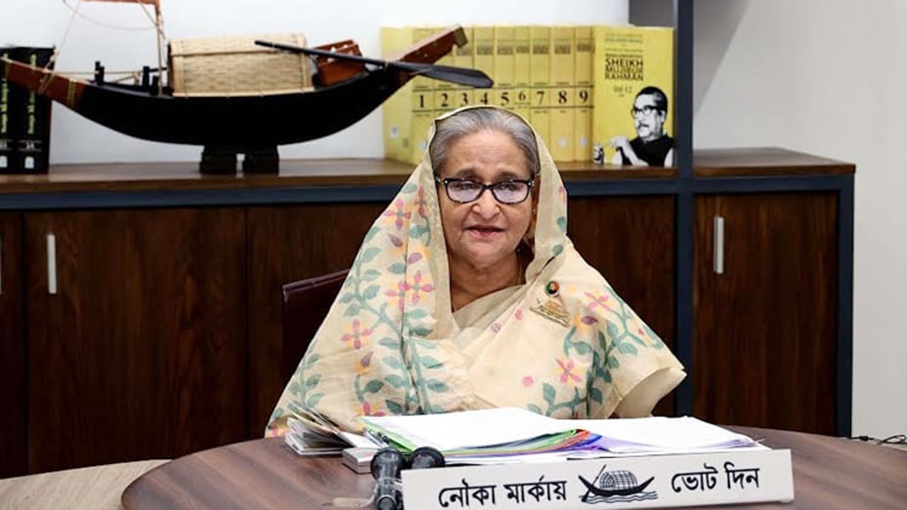 বিজয় মিছিল না করার নির্দেশনা দিয়েছেন আওয়ামী লীগ সভাপতি ও প্রধানমন্ত্রী শেখ হাসিনা।