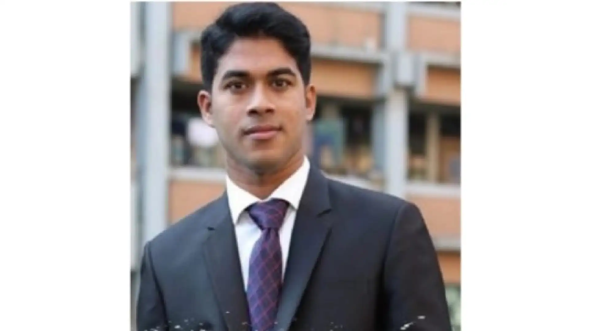 বিসিএস ক্যাডার হলেন বাবার সঙ্গে চা বিক্রি করা বেলায়েত হোসেন
