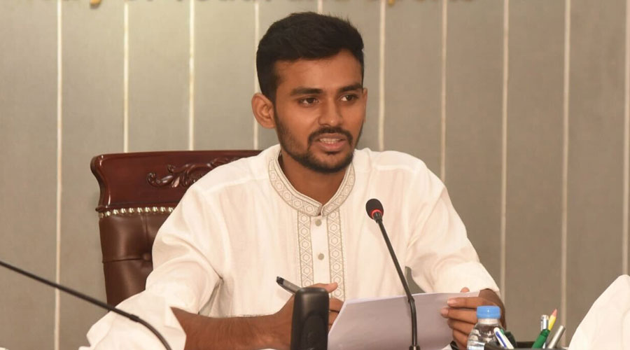 বিসিবি থেকে ফারুককে সরানোর কারণ জানালেন ক্রীড়া উপদেষ্টা