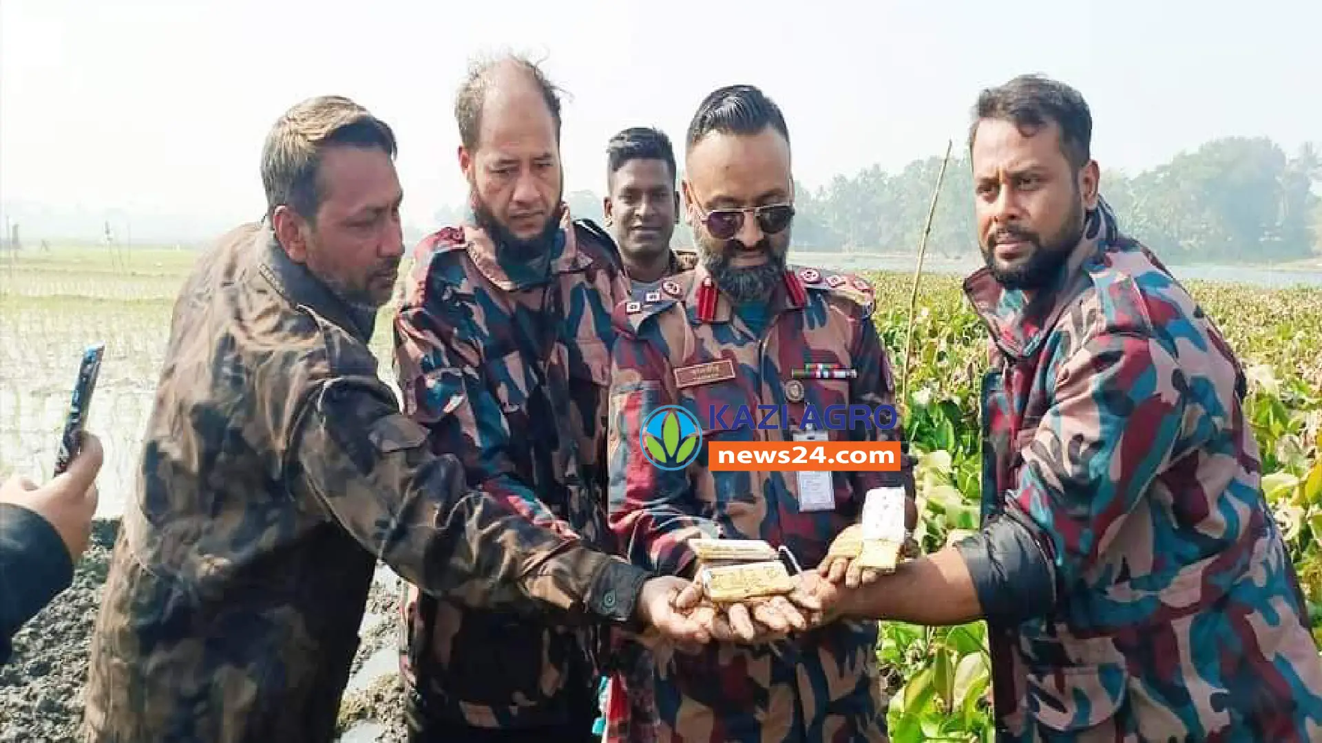বেনাপোল দৌলতপুর সীমান্তে বিপুল পরিমাণ স্বর্ণের বার জব্দ