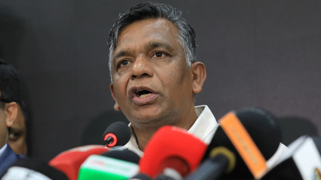 বোর্ডসভায় শৃঙ্খলা ফেরাতে নতুন নিয়ম চালু করলেন নবনির্বাচিত সভাপতি