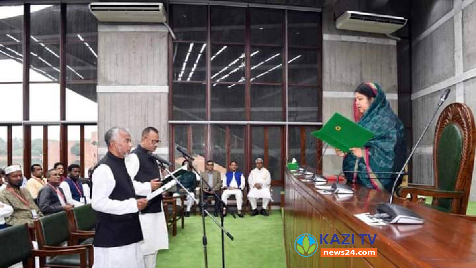ব্রাহ্মণবাড়িয়া -২ উপনির্বাচনে জয়ী সাজু শপথ নিলেন।